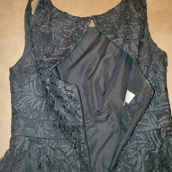 ♠️ Truly Zac Posen dress w/ pockets - Picture 6 of 6